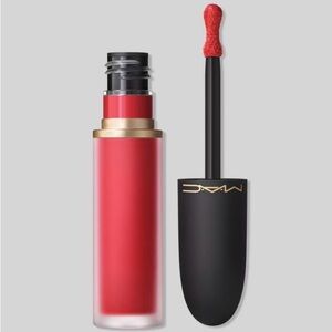MAC A LITTLE TAMMED POWDER KISS LIQUID LipCOLOUR - Bold Red